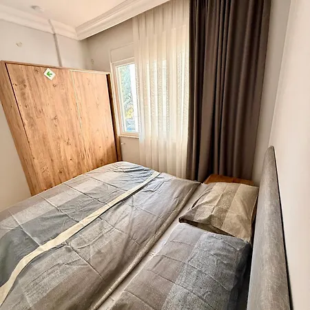 Apartamento Konyaaltı Plajına Yürüme Mesafesinde Merkezi Konum Antalya