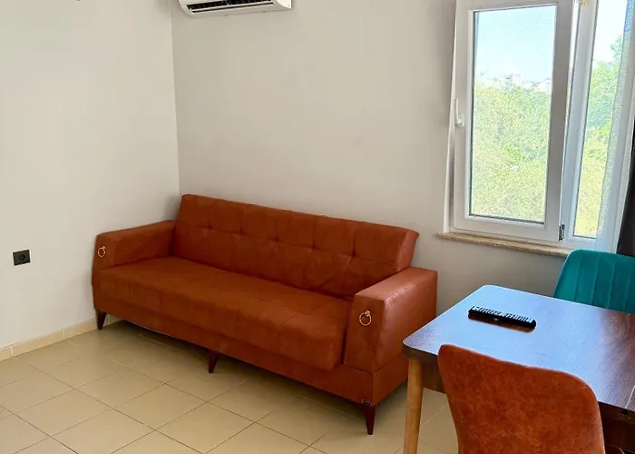 Apartment Konyaalti Plajina Yuerueme Mesafesinde Merkezi Konum *