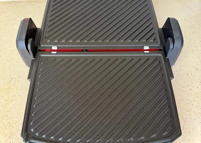 Konyaalti Plajina Yuerueme Mesafesinde Merkezi Konum *