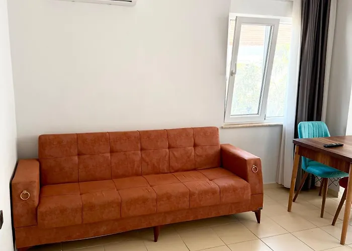 Konyaalti Plajina Yuerueme Mesafesinde Merkezi Konum Apartment *